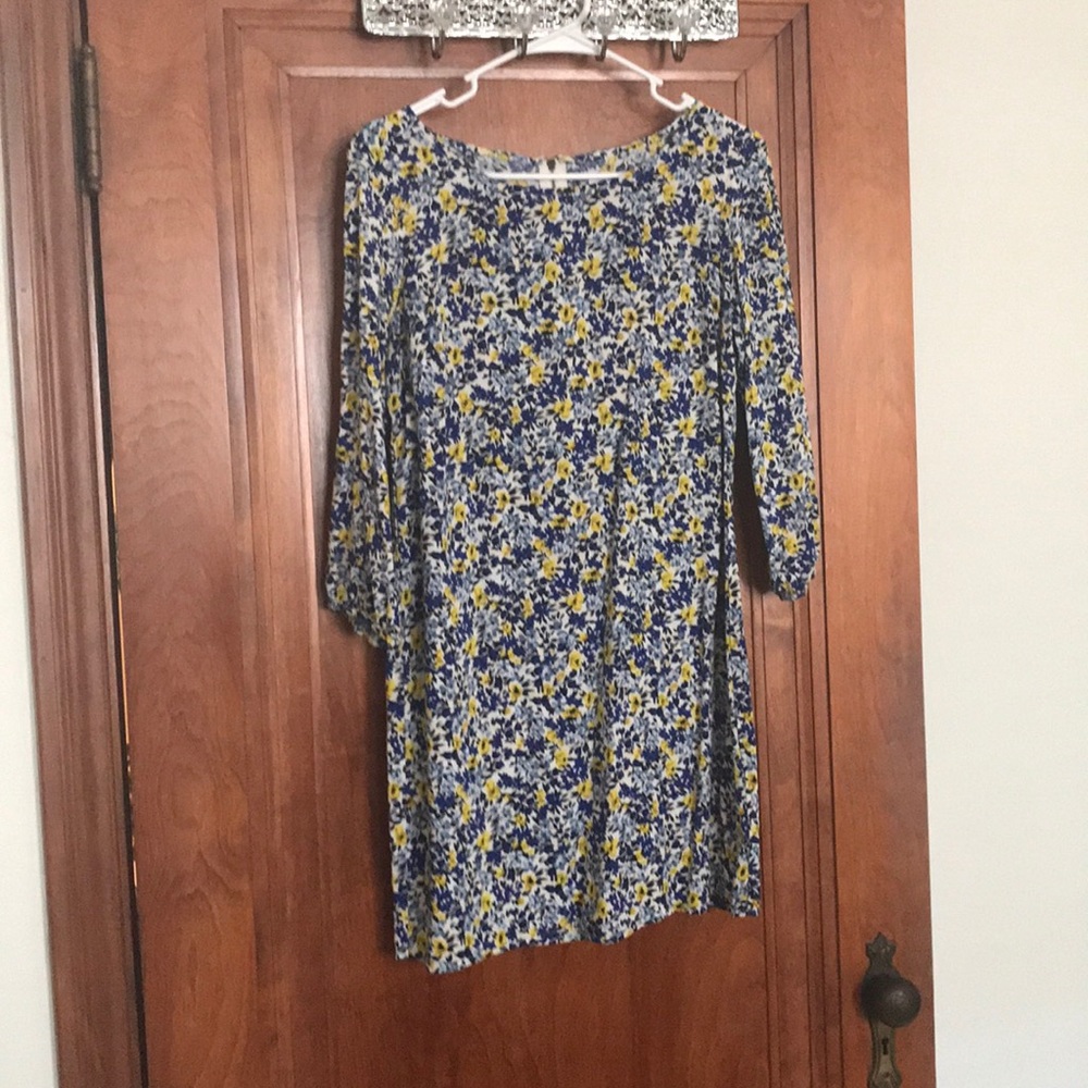 Floral shift dress